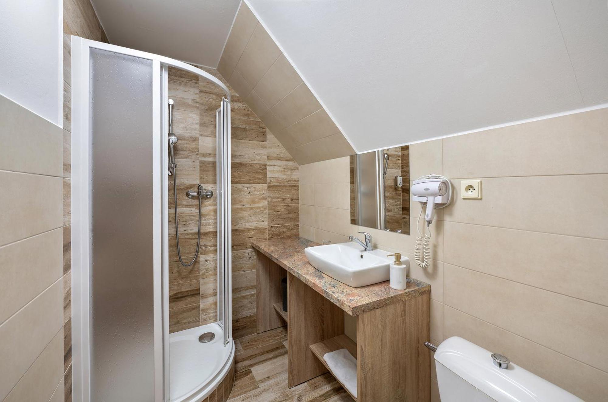 Rodinny Hotel Myslivna Třeboň Εξωτερικό φωτογραφία