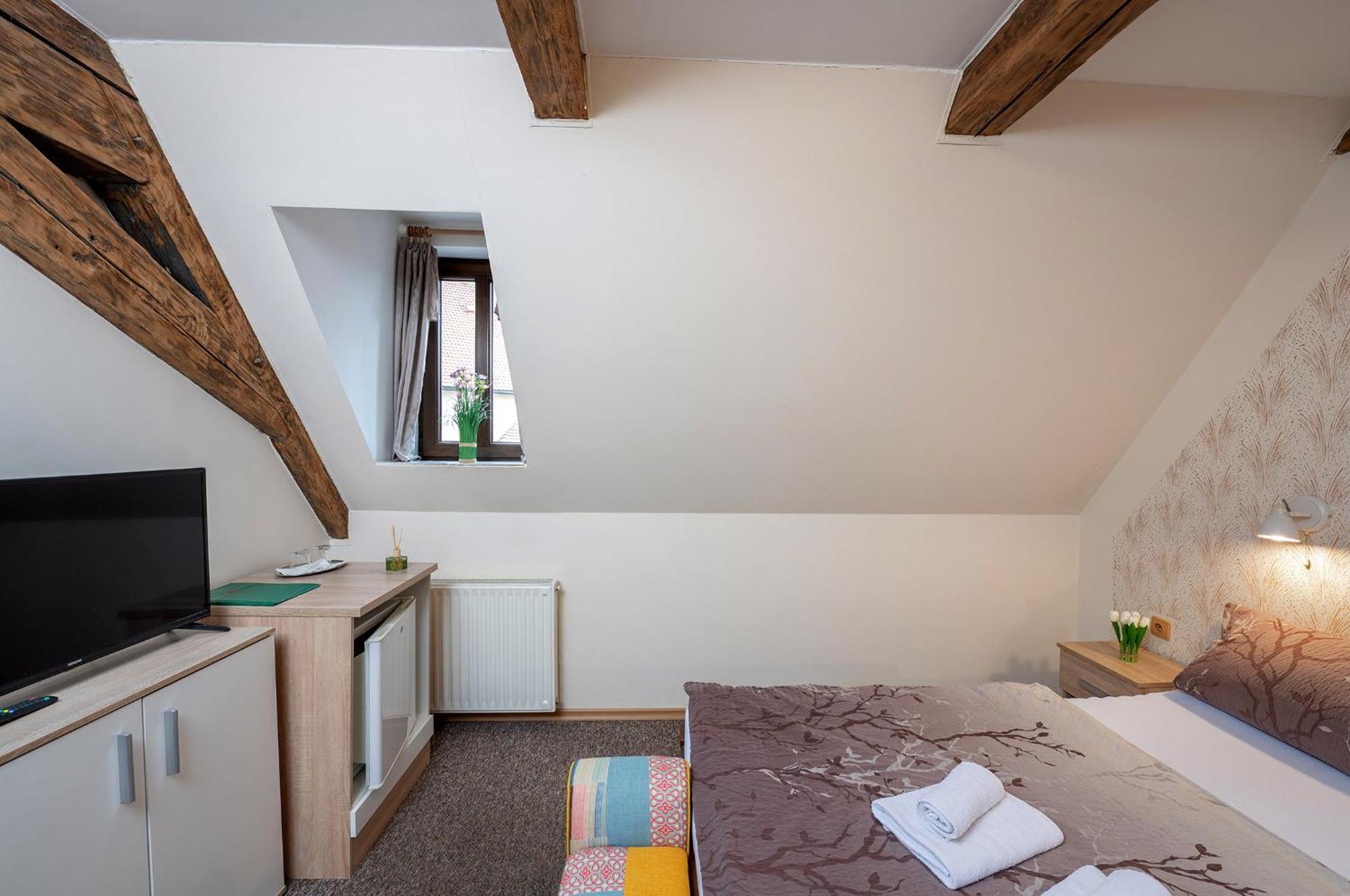 Rodinny Hotel Myslivna Třeboň Εξωτερικό φωτογραφία