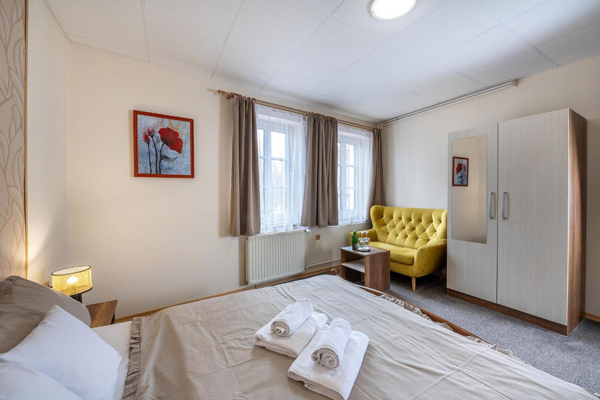 Rodinny Hotel Myslivna Třeboň Εξωτερικό φωτογραφία