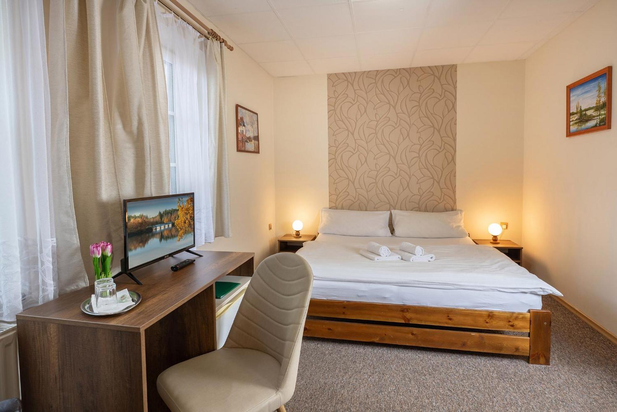 Rodinny Hotel Myslivna Třeboň Εξωτερικό φωτογραφία