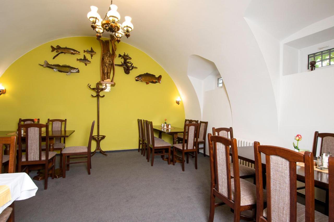 Rodinny Hotel Myslivna Třeboň Εξωτερικό φωτογραφία